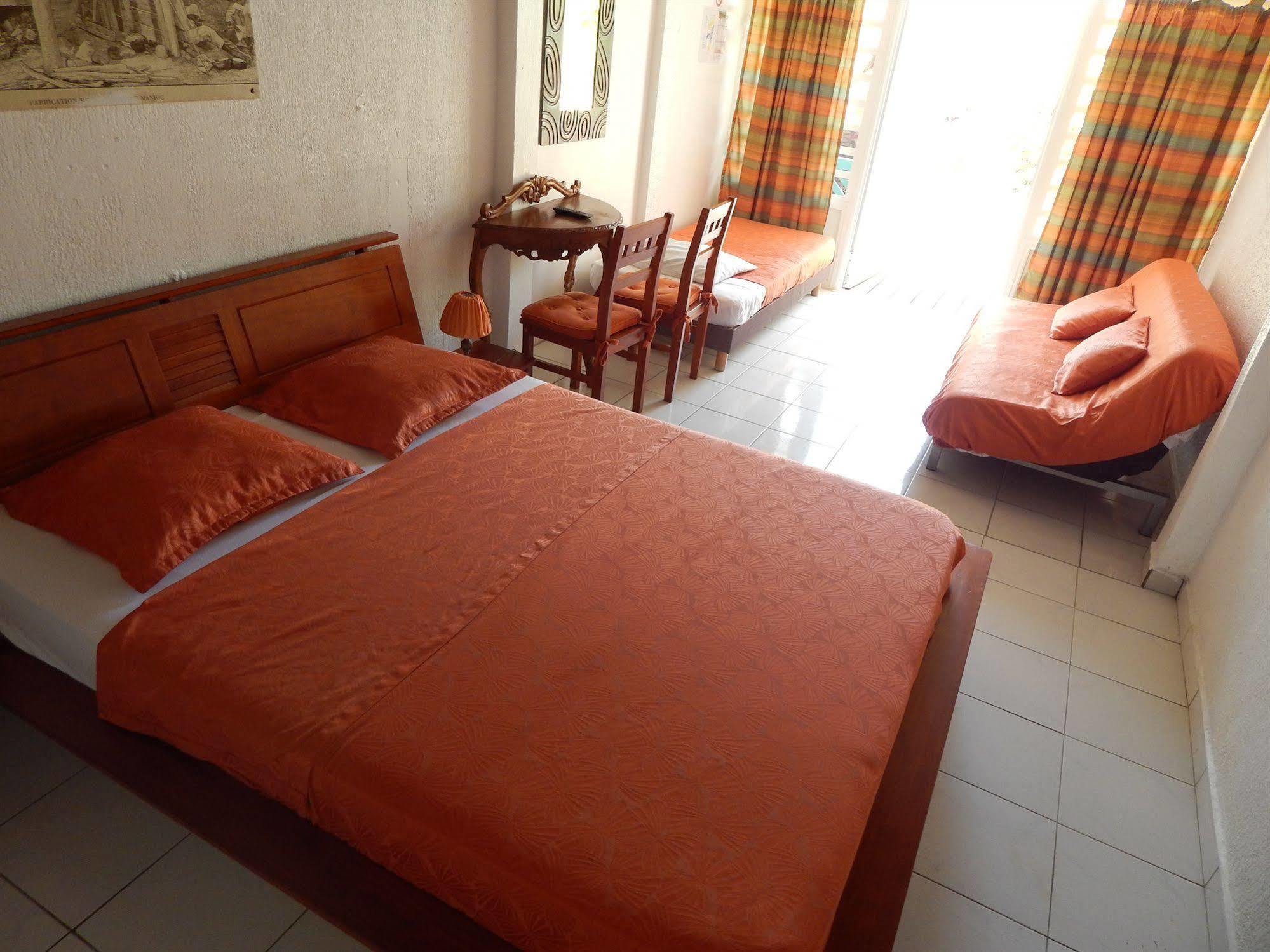 Hotel Le Rotabas Sainte-Anne  Ngoại thất bức ảnh