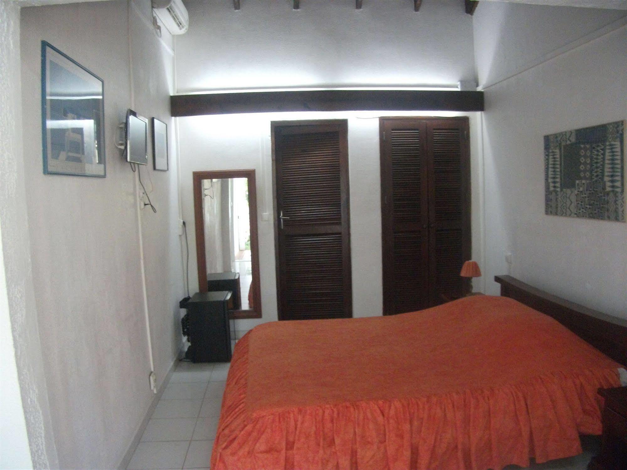 Hotel Le Rotabas Sainte-Anne  Ngoại thất bức ảnh
